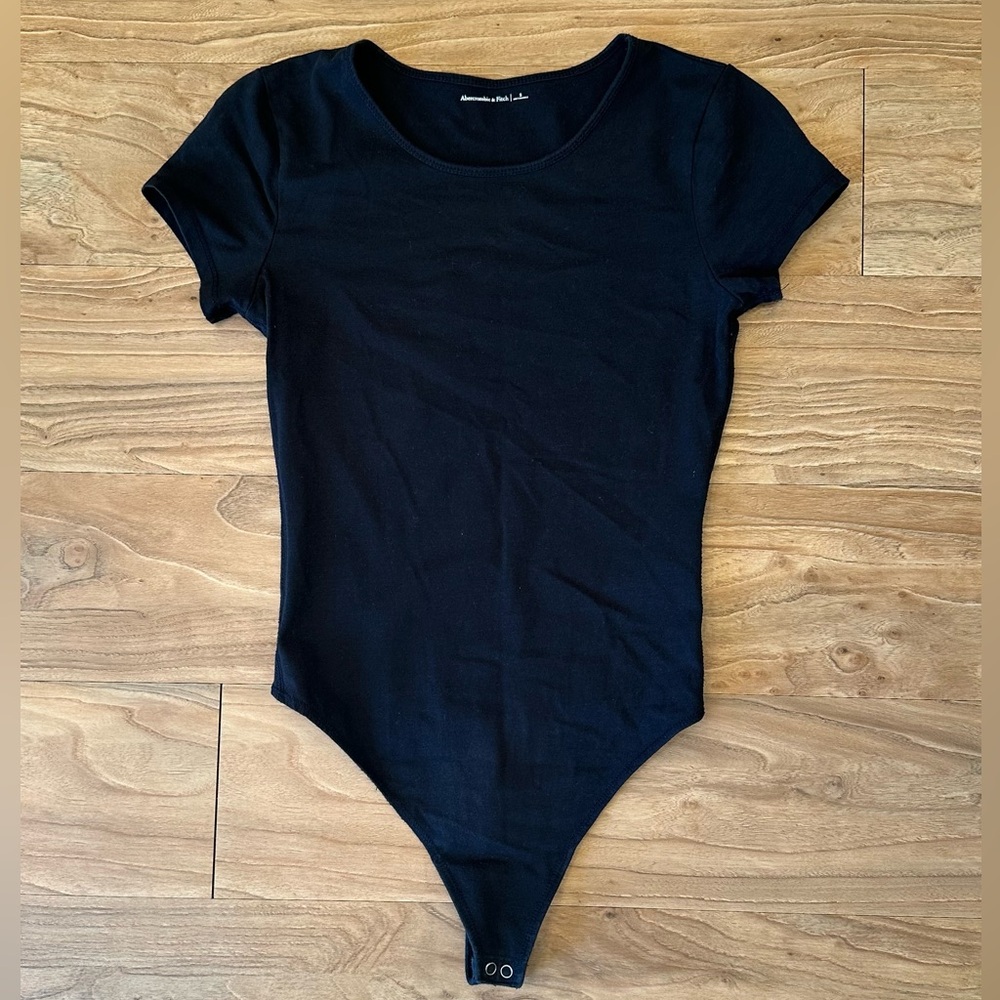 Abercrombie & Fitch black body suit, size small.